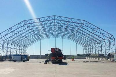L'investissement apporte de nouveaux hangars et un stationnement supplémentaire à l'aéroport